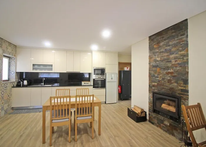 Appartamento Casa Da Fatinha By Geres Casas *